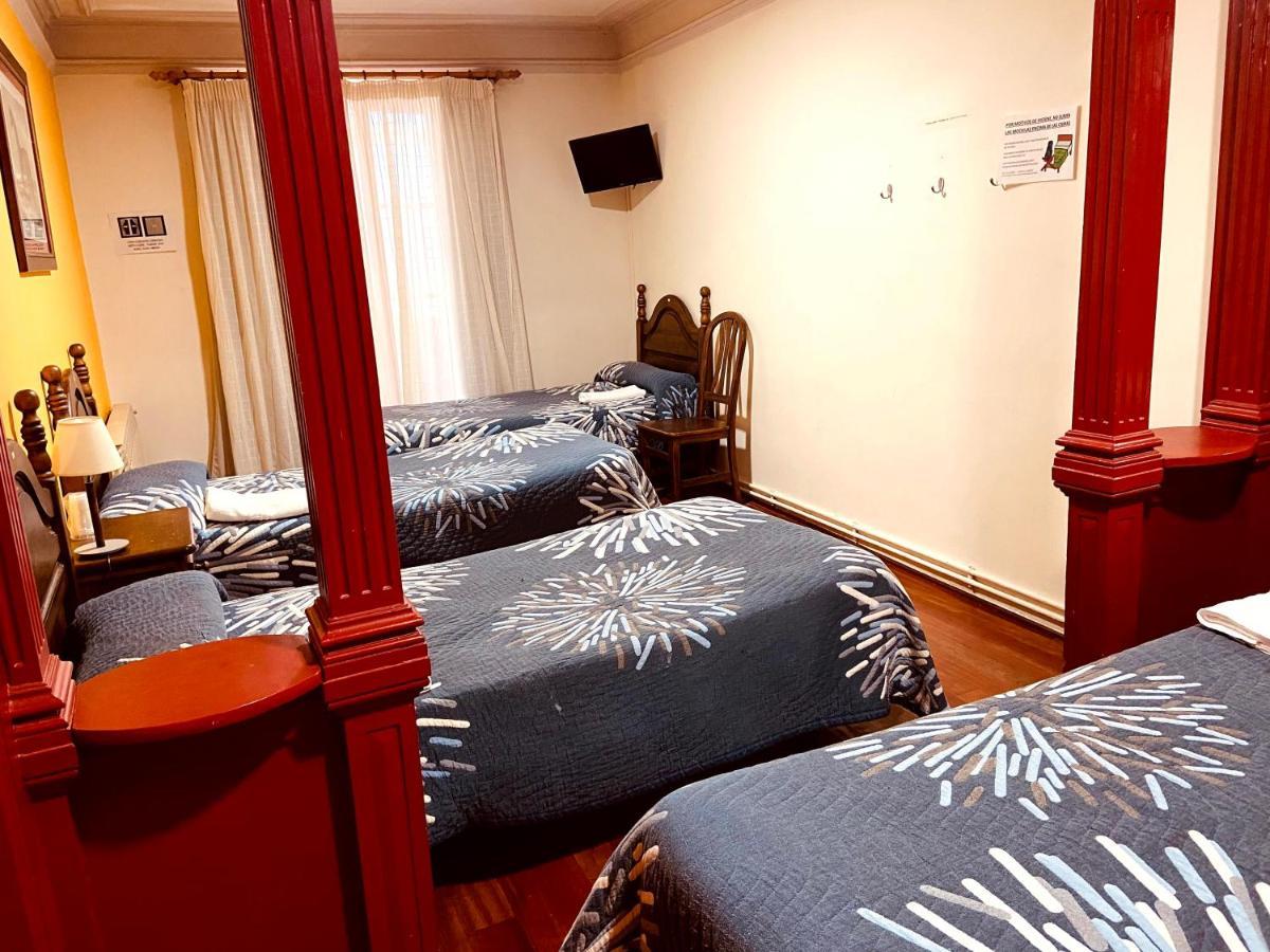 La Pension Del Camino บูร์โกส ภายนอก รูปภาพ