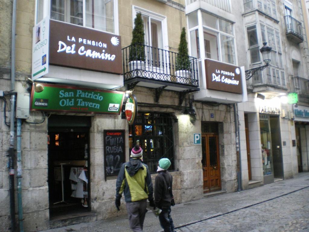 La Pension Del Camino บูร์โกส ภายนอก รูปภาพ